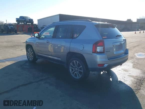 2016 Jeep Compass Sport с VIN 1C4NJDBB1GD587577, выставлен на аукционе IAAI как лот 41403682 с пробегом 54 158 миль миль и . История ставок и продаж доступна на DreamBid. Изображение 3.
