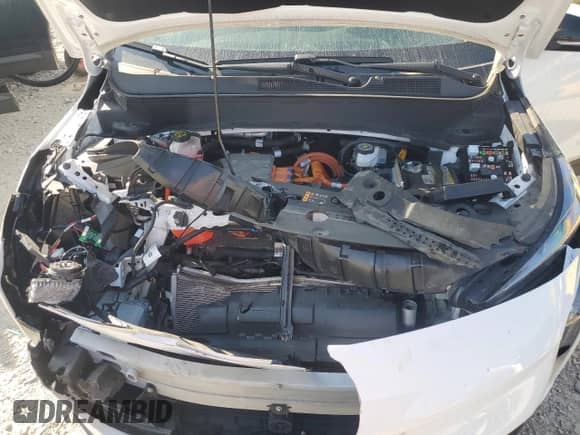 2023 Chevrolet Bolt EUV LT с VIN 1G1FY6S09P4135489, выставлен на аукционе Copart как лот 84215335 с пробегом 85 766 миль миль и На запчасти • Non repairable. История ставок и продаж доступна на DreamBid. Изображение 12.