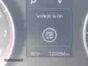 2017 Hyundai Elantra SE z VIN KMHD84LF7HU274345, wystawiony jako IAAI lot #42665155 z przebiegiem 120 284 mil mil oraz . Historia ofert i sprzedaży dostępna na DreamBid. Obrazek 15.