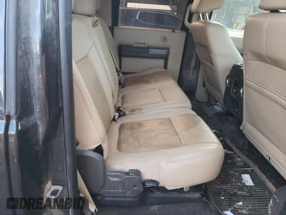 2011 Ford F-250 XL z VIN 1FT7W2BT7BEA03449, wystawiony jako Copart lot #68539755 z przebiegiem 272 849 mil mil oraz Szkoda całkowita • Salvage title. Historia ofert i sprzedaży dostępna na DreamBid. Obrazek 10.