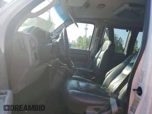 2011 Ford Econoline Cargo Commercial с VIN 1FTSS3ELXBDA71290, выставлен на аукционе Copart как лот 51759565 с пробегом 210 102 миль миль и Списание • Salvage title. История ставок и продаж доступна на DreamBid. Изображение 7.