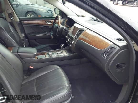 2011 Hyundai Equus Ultimate с VIN KMHGH4JF8BU034860, выставлен на аукционе IAAI как лот 43188431 с пробегом 143 779 миль миль и . История ставок и продаж доступна на DreamBid. Изображение 5.