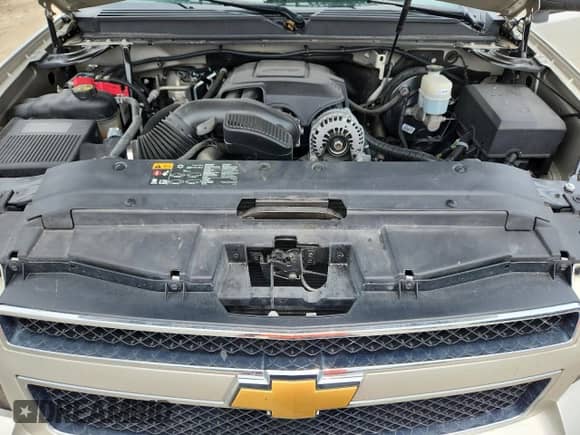 2013 Chevrolet Tahoe LS z VIN 1GNSCAE07DR151618, wystawiony jako Copart lot #61574775 z przebiegiem 81 070 mil mil oraz Szkoda całkowita • Salvage title. Historia ofert i sprzedaży dostępna na DreamBid. Obrazek 11.