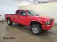 2003 Dodge Dakota с VIN 1D7HG42X23S296122, выставлен на аукционе Copart как лот 66366265 с пробегом 240 253 миль миль и Списание • Salvage title. История ставок и продаж доступна на DreamBid. Изображение 4.