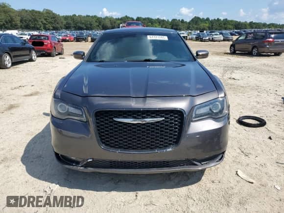 2019 Chrysler 300 S с VIN 2C3CCABG4KH562684, выставлен на аукционе Copart как лот 67721745 с пробегом 142 443 миль миль и Списание • Salvage title. История ставок и продаж доступна на DreamBid. Изображение 5.