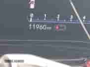 2023 Cadillac Escalade 4WD Sport z VIN 1GYS4FKLXPR327898, wystawiony jako IAAI lot #41420214 z przebiegiem 11 960 mil mil oraz . Historia ofert i sprzedaży dostępna na DreamBid. Obrazek 15.