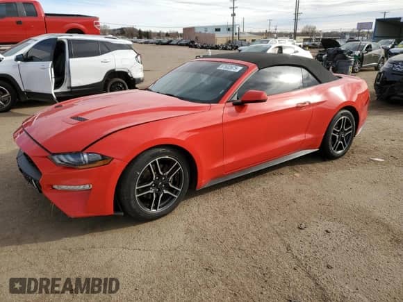 2020 Ford Mustang EcoBoost Premium z VIN 1FATP8UH7L5131575, wystawiony jako Copart lot #87602675 z przebiegiem 95 057 mil mil oraz Szkoda całkowita • Salvage title. Historia ofert i sprzedaży dostępna na DreamBid. Obrazek 1.