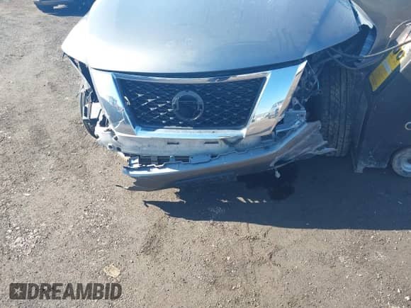 2016 Nissan Pathfinder Platinum with VIN 5N1AR2MM4GC609731, listed as a IAAI auction lot 41763204 with 207,088 mi miles and . Bid and sale history available at DreamBid. Image 6.