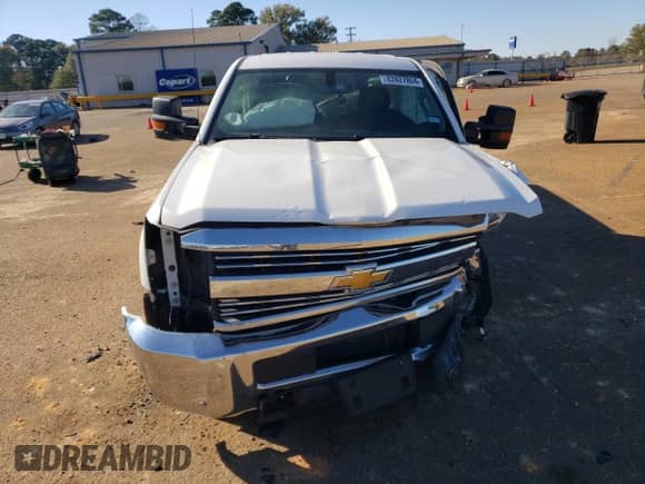 2018 Chevrolet Silverado 2500HD Work Truck z VIN 1GC1CUEG8JF270312, wystawiony jako Copart lot #82827864 z przebiegiem Nie podano mil oraz Szkoda całkowita • Salvage title. Historia ofert i sprzedaży dostępna na DreamBid. Obrazek 11.