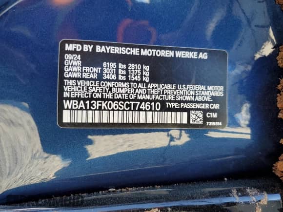 2025 BMW 5 Series с VIN WBA13FK06SCT74610, выставлен на аукционе Copart как лот 55362185 с пробегом Не указан миль и Списание • Salvage title. История ставок и продаж доступна на DreamBid. Изображение 12.