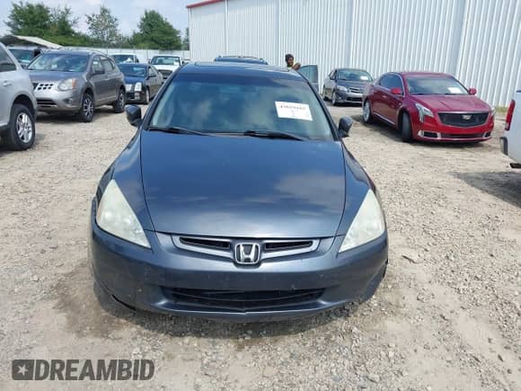 2005 Honda Accord EX with VIN 1HGCM56765A192272, listed as a IAAI auction lot 43029183 with 303,839 mi miles and . Bid and sale history available at DreamBid. Image 6.