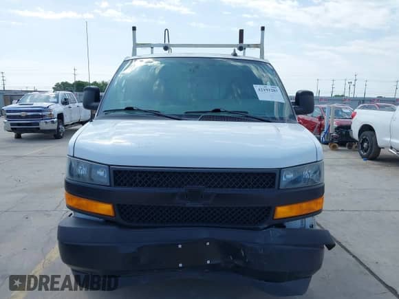 2021 Chevrolet Express Cargo with VIN 1GCWGAFP2M1251909, listed as a IAAI auction lot 42191287 with 62,725 mi miles and . Bid and sale history available at DreamBid. Image 12.