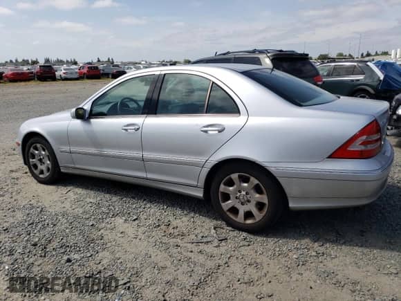 2006 Mercedes-Benz C 230 Sport с VIN WDBRF56H06F751393, выставлен на аукционе Copart как лот 54270575 с пробегом 156 391 миль миль и Списание • Salvage title. История ставок и продаж доступна на DreamBid. Изображение 2.