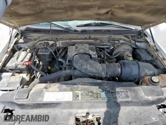 2003 Ford F-150 XL с VIN 1FTRF17WX3NA39532, выставлен на аукционе Copart как лот 84034235 с пробегом Не указан миль и Чистый • Clean title. История ставок и продаж доступна на DreamBid. Изображение 11.