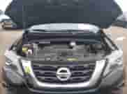 2019 Nissan Pathfinder S z VIN 5N1DR2MN7KC642432, wystawiony jako IAAI lot #42447064 z przebiegiem 117 420 mil mil oraz . Historia ofert i sprzedaży dostępna na DreamBid. Obrazek 10.