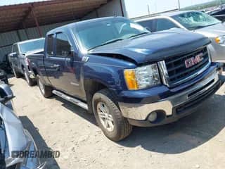 2010 GMC Sierra 1500 SLE with VIN 1GTSKVE31AZ263193, listed as a IAAI auction lot 42435487 with 213,343 mi miles and . Bid and sale history available at DreamBid. Image 1.
