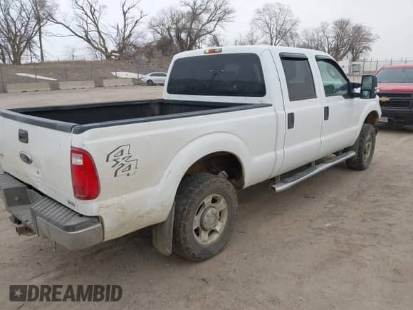 2011 Ford F-250 XL с VIN 1FT7W2B66BEA35965, выставлен на аукционе IAAI как лот 41780906 с пробегом 177 915 миль миль и . История ставок и продаж доступна на DreamBid. Изображение 4.