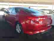 2014 Kia Optima LX z VIN 5XXGM4A79EG316668, wystawiony jako IAAI lot #43242356 z przebiegiem 142 301 mil mil oraz . Historia ofert i sprzedaży dostępna na DreamBid. Obrazek 3.