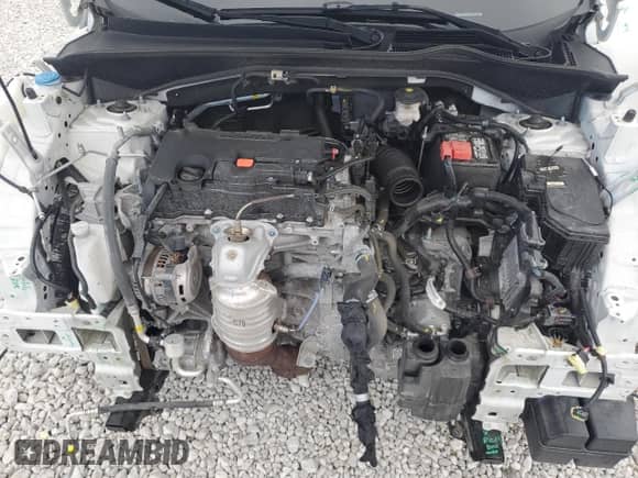 2025 Honda HR-V LX with VIN 3CZRZ2H34SM727529, listed as a Copart auction lot 68421185 with 18,525 mi miles and Salvage title. Bid and sale history available at DreamBid. Image 12.