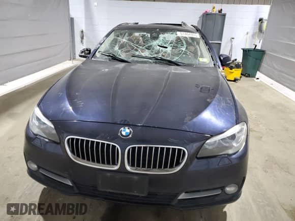 2015 BMW 5 Series 535d xDrive z VIN WBAFV3C55FD686510, wystawiony jako Copart lot #51404955 z przebiegiem 160 341 mil mil oraz Szkoda całkowita • Salvage title. Historia ofert i sprzedaży dostępna na DreamBid. Obrazek 5.