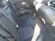 2014 Hyundai Tucson Walking Dead Edition z VIN KM8JUCAG1EU808097, wystawiony jako IAAI lot #41436214 z przebiegiem 114 198 mil mil oraz . Historia ofert i sprzedaży dostępna na DreamBid. Obrazek 8.