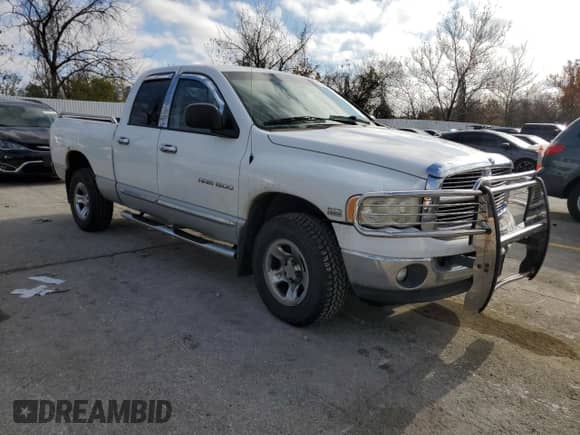 2004 Dodge 1500 ST z VIN 1D3HU18D64J204068, wystawiony jako Copart lot #79738454 z przebiegiem 199 372 mil mil oraz Szkoda całkowita • Salvage title. Historia ofert i sprzedaży dostępna na DreamBid. Obrazek 4.