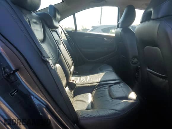 2008 Volvo S60 2.5T с VIN YV1RS592782698720, выставлен на аукционе Copart как лот 72023475 с пробегом 173 680 миль миль и Чистый • Clean title. История ставок и продаж доступна на DreamBid. Изображение 10.