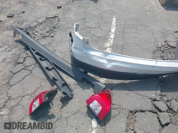 2020 Honda Pilot EX с VIN 5FNYF6H39LB068872, выставлен на аукционе IAAI как лот 42540906 с пробегом 120 566 миль миль и . История ставок и продаж доступна на DreamBid. Изображение 12.