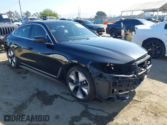 2023 BMW i4 eDrive35 с VIN WBY43AW00PFP59405, выставлен на аукционе IAAI как лот 42226691 с пробегом 31 748 миль миль и . История ставок и продаж доступна на DreamBid. Изображение 1.