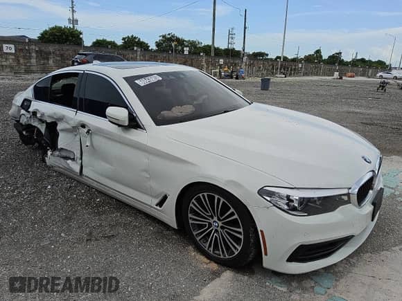 2020 BMW 5 Series 530i с VIN WBAJR3C07LWW64463, выставлен на аукционе Copart как лот 60843685 с пробегом 70 920 миль миль и Чистый • Clean title. История ставок и продаж доступна на DreamBid. Изображение 4.