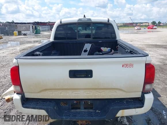 2021 Toyota Tacoma SR с VIN 3TYAX5GN7MT033552, выставлен на аукционе IAAI как лот 43068415 с пробегом 83 512 миль миль и . История ставок и продаж доступна на DreamBid. Изображение 16.
