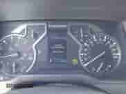 2025 Toyota Tundra SR5 z VIN 5TFLA5DB8SX265813, wystawiony jako IAAI lot #42659945 z przebiegiem 6 241 mil mil oraz . Historia ofert i sprzedaży dostępna na DreamBid. Obrazek 7.