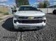 2024 Chevrolet Silverado 1500 LT with VIN 1GCUDDED2RZ300673, listed as a Copart auction lot 85311965 with 50,459 mi miles and Clean title. Bid and sale history available at DreamBid. Image 5.