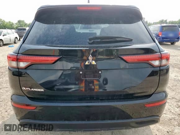 2024 Mitsubishi Outlander ES с VIN JA4J3UA87RZ063722, выставлен на аукционе Copart как лот 59882255 с пробегом 9 273 миль миль и Списание • Salvage title. История ставок и продаж доступна на DreamBid. Изображение 6.