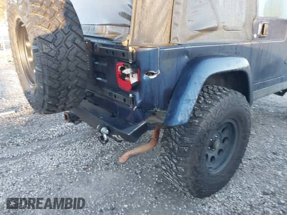 2005 Jeep Wrangler X with VIN 1J4FA39S95P374547, listed as a IAAI auction lot 43500040 with 190,023 mi miles and . Bid and sale history available at DreamBid. Image 19.