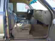 2000 Chevrolet Silverado 1500 LS with VIN 2GCEC19T2Y1199939, listed as a IAAI auction lot 41350239 with 321,613 mi miles and . Bid and sale history available at DreamBid. Image 5.