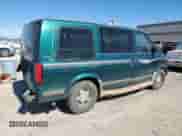 1998 Chevrolet Astro Cargo YF7 с VIN 1GBDM19W2WB142029, выставлен на аукционе Copart как лот 47374535 с пробегом 355 539 миль миль и Списание • Salvage title. История ставок и продаж доступна на DreamBid. Изображение 3.