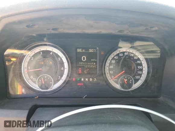 2015 Ram 1500 Tradesman with VIN 3C6JR7DT2FG678882, listed as a Copart auction lot 62659495 with 181,645 mi miles and Clean title. Bid and sale history available at DreamBid. Image 9.