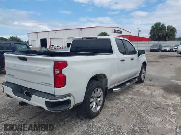2019 Chevrolet Silverado 1500 Custom with VIN 1GCRWBEF6KZ236827, listed as a IAAI auction lot 43440119 with 102,602 mi miles and . Bid and sale history available at DreamBid. Image 4.