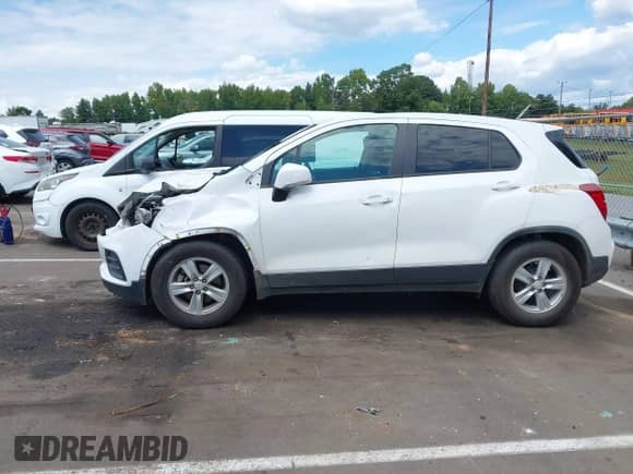 2021 Chevrolet Trax LS с VIN KL7CJKSB0MB319829, выставлен на аукционе IAAI как лот 43135654 с пробегом 83 296 миль миль и . История ставок и продаж доступна на DreamBid. Изображение 15.