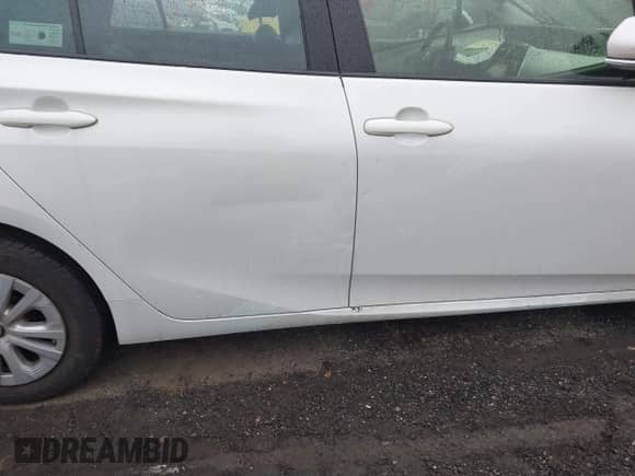 2019 Toyota Prius L Eco с VIN JTDKARFU9K3070845, выставлен на аукционе IAAI как лот 41987071 с пробегом 76 235 миль миль и . История ставок и продаж доступна на DreamBid. Изображение 16.