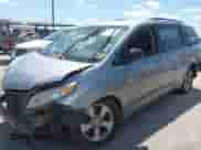 2014 Toyota Sienna LE AAS с VIN 5TDKK3DC5ES426425, выставлен на аукционе IAAI как лот 42523003 с пробегом 185 048 миль миль и . История ставок и продаж доступна на DreamBid. Изображение 16.