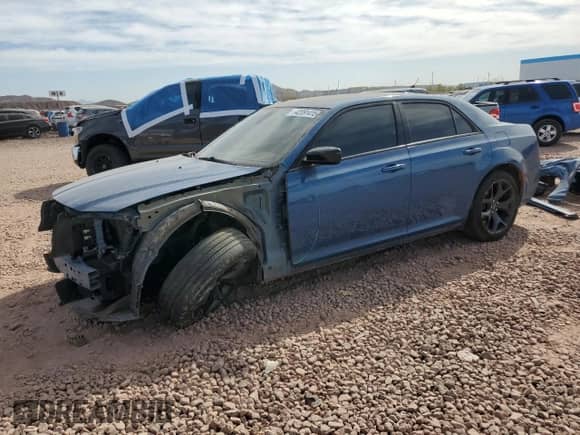 2020 Chrysler 300 Touring L с VIN 2C3CCAAGXLH245964, выставлен на аукционе Copart как лот 42281415 с пробегом 77 851 миль миль и Списание • Salvage title. История ставок и продаж доступна на DreamBid. Изображение 1.