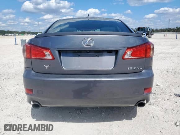 2012 Lexus IS 250 z VIN JTHBF5C20C2102973, wystawiony jako Copart lot #82148525 z przebiegiem 223 355 mil mil oraz Szkoda całkowita • Salvage title. Historia ofert i sprzedaży dostępna na DreamBid. Obrazek 6.