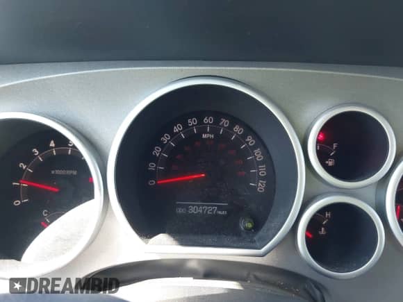 2013 Toyota Tundra Limited с VIN 5TFHW5F18DX298812, выставлен на аукционе IAAI как лот 43409834 с пробегом 304 727 миль миль и . История ставок и продаж доступна на DreamBid. Изображение 7.