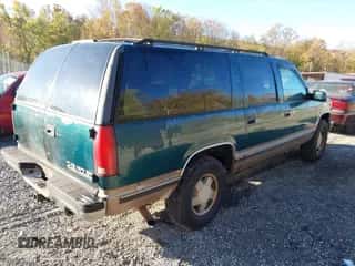 1996 Chevrolet Suburban с VIN 1GNFK16R8TJ334413, выставлен на аукционе IAAI как лот 43503534 с пробегом 335 678 миль миль и . История ставок и продаж доступна на DreamBid. Изображение 4.