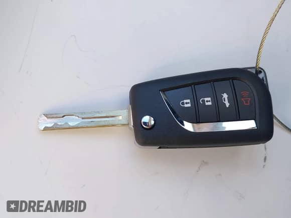 2018 Toyota Camry SE с VIN 4T1B11HK2JU544281, выставлен на аукционе IAAI как лот 43468869 с пробегом 442 782 миль миль и . История ставок и продаж доступна на DreamBid. Изображение 11.