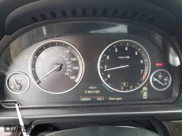 2015 BMW 5 Series 528i xDrive with VIN WBA5A7C5XFD620663, listed as a Copart auction lot 80361065 with 158,004 mi miles and Clean title. Bid and sale history available at DreamBid. Image 9.