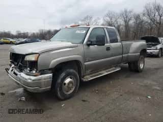 2006 Chevrolet Silverado 3500 DRW LT1 с VIN 1GCJK39DX6E261668, выставлен на аукционе Copart как лот 85795364 с пробегом 291 246 миль миль и Списание • Salvage title. История ставок и продаж доступна на DreamBid. Изображение 1.