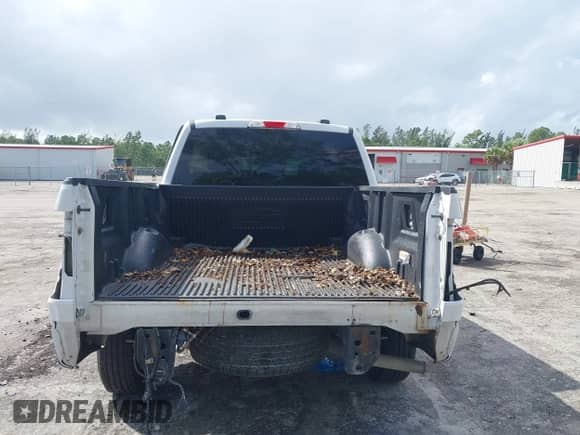 2021 Ford F-150 XL с VIN 1FTEW1CB1MKE77537, выставлен на аукционе IAAI как лот 43409825 с пробегом 106 015 миль миль и . История ставок и продаж доступна на DreamBid. Изображение 21.